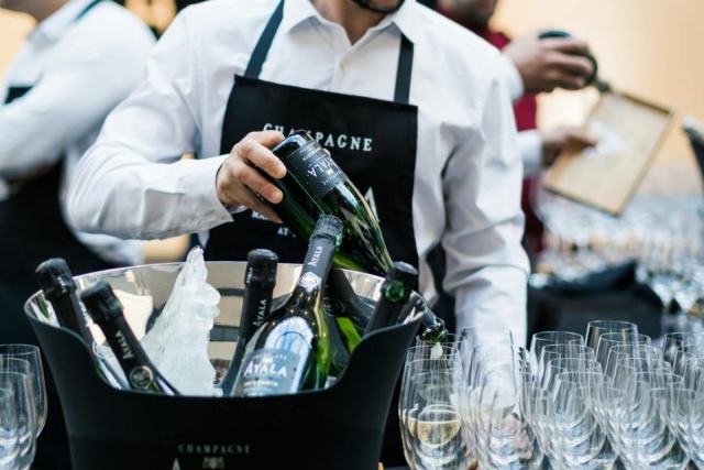 Dosage beim Champagner: Restzucker, Sueszegrade und ihre Wirkung