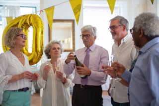 Champagner-Etikett lesen: alle Angaben einfach erklaert